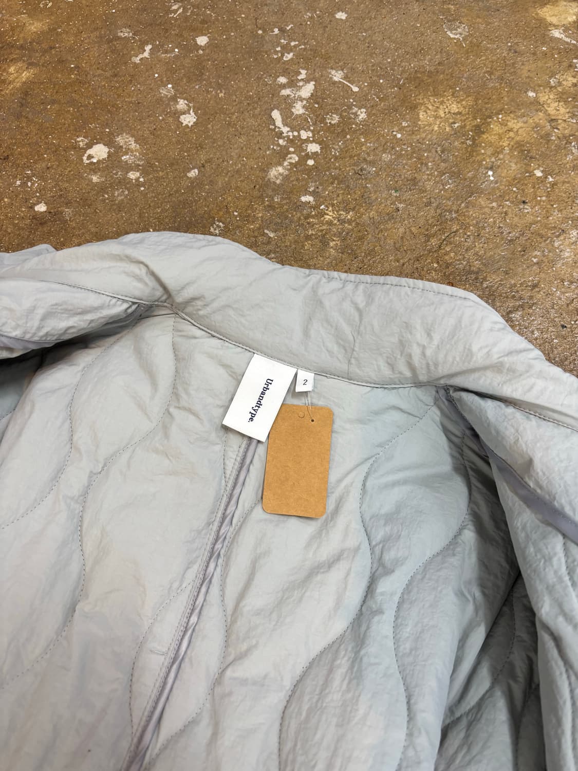 어반디타입 오버핏 퀼팅 블루종_라이트그레이 상품이미지3