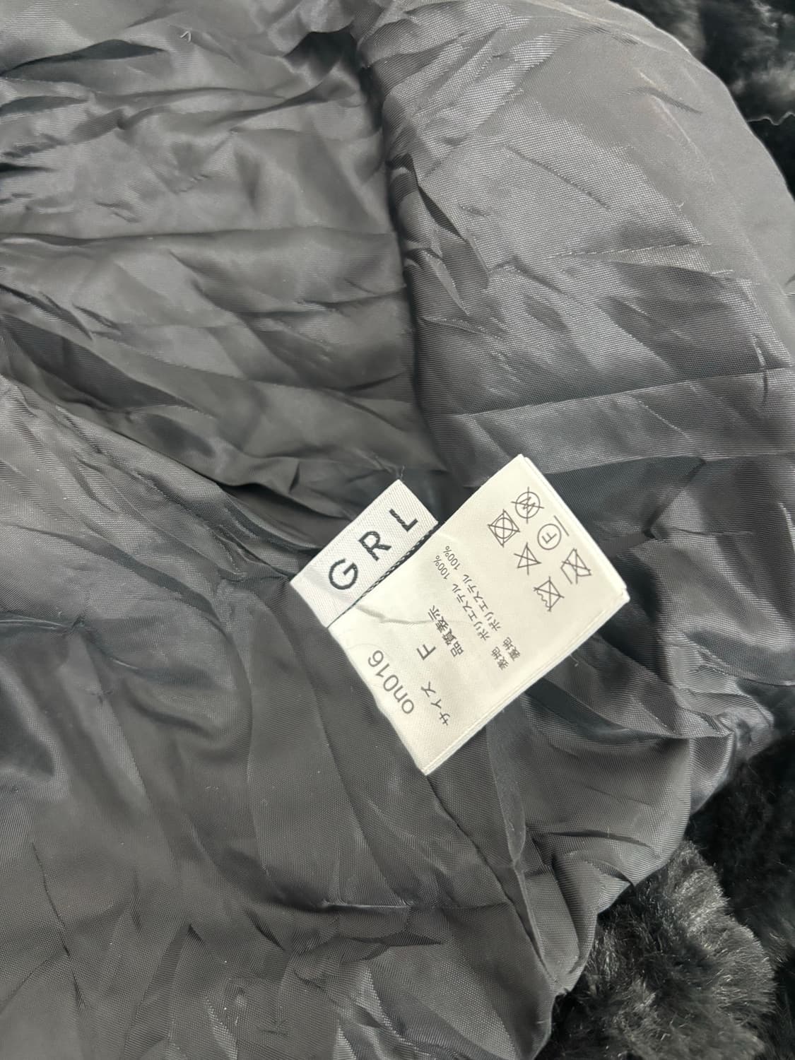 [GRL]Y2K Black Fur Jacket 상품이미지8