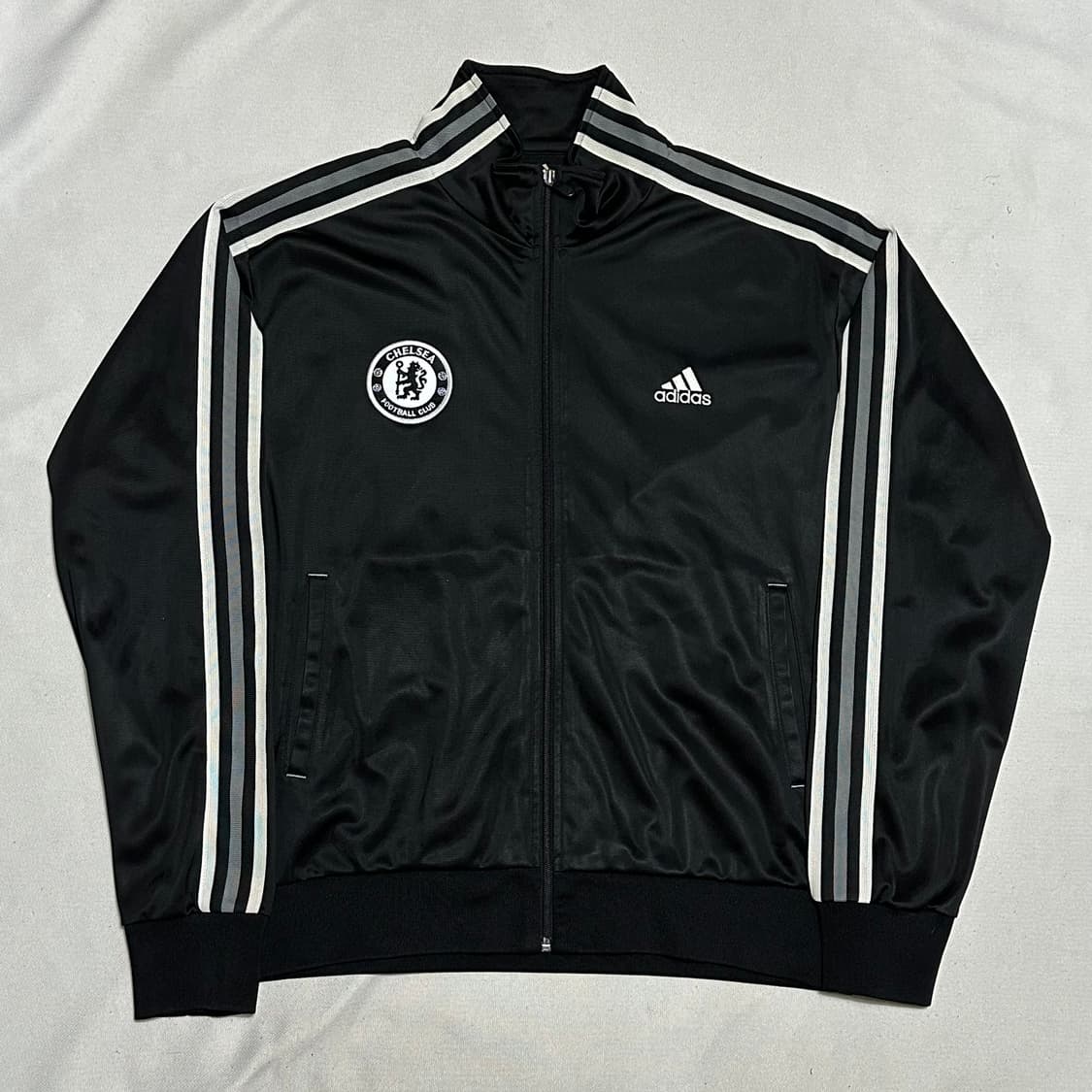 105 아디다스 첼시 넥라인 블랙 트랙탑 상품이미지2