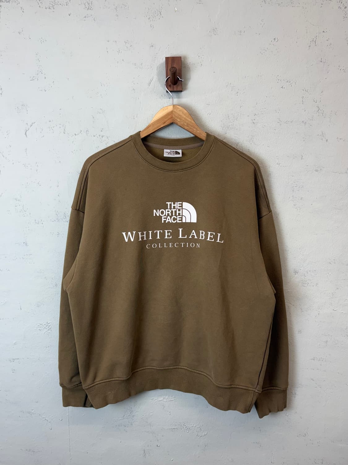 노스페이스 화이트라벨 컬렉션 브라운 스웻셔츠 상품이미지1