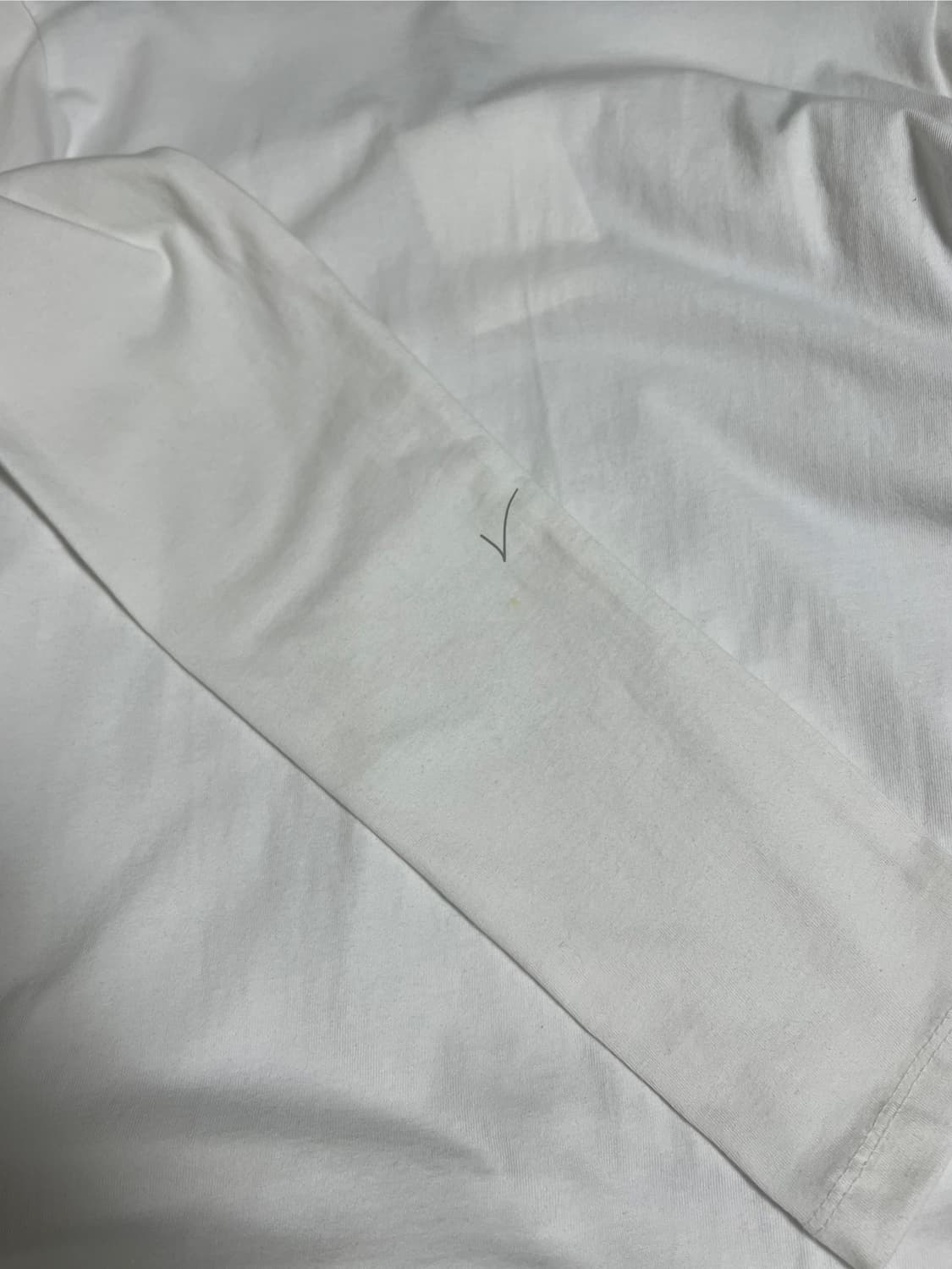 론론 FRILL SHIRRING SLEEVE T SHIRT 상품이미지4