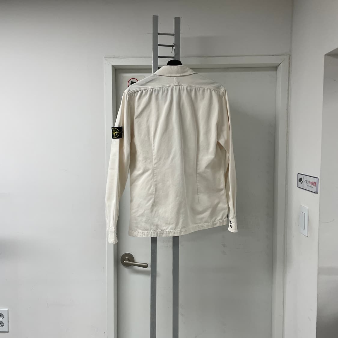 스톤아일랜드 화이트 셔츠 자켓 95 상품이미지8