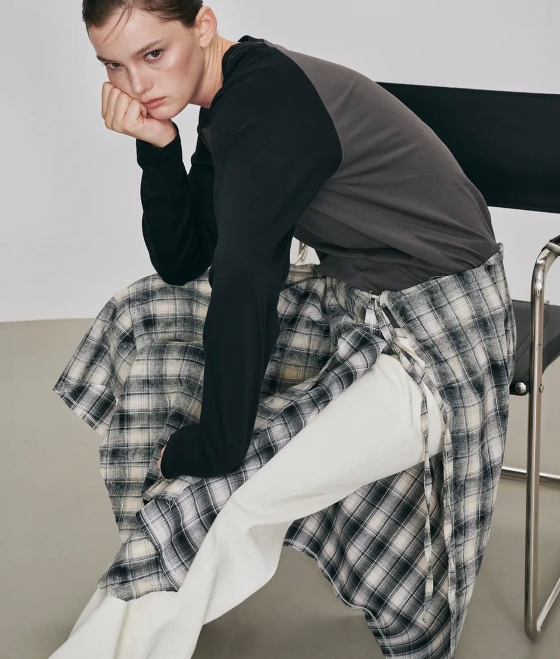 디어마이디어 체크 드레이프 프린지 랩 스커트 + 후디드 머플러 상품이미지2