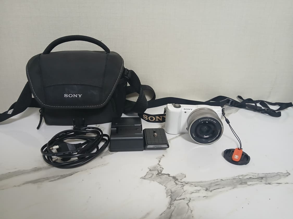 소니 a5000 미러리스 카메라 화이트  풀셋 상품이미지1