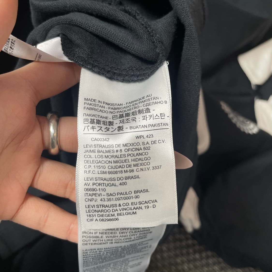 리바이스 블랙 화이트 단가라 카라 맨투맨 L 상품이미지6