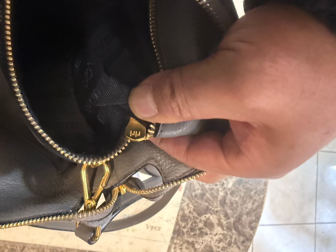 정품 프라다 비텔로 다이노 2way백 팝니다 상품이미지8