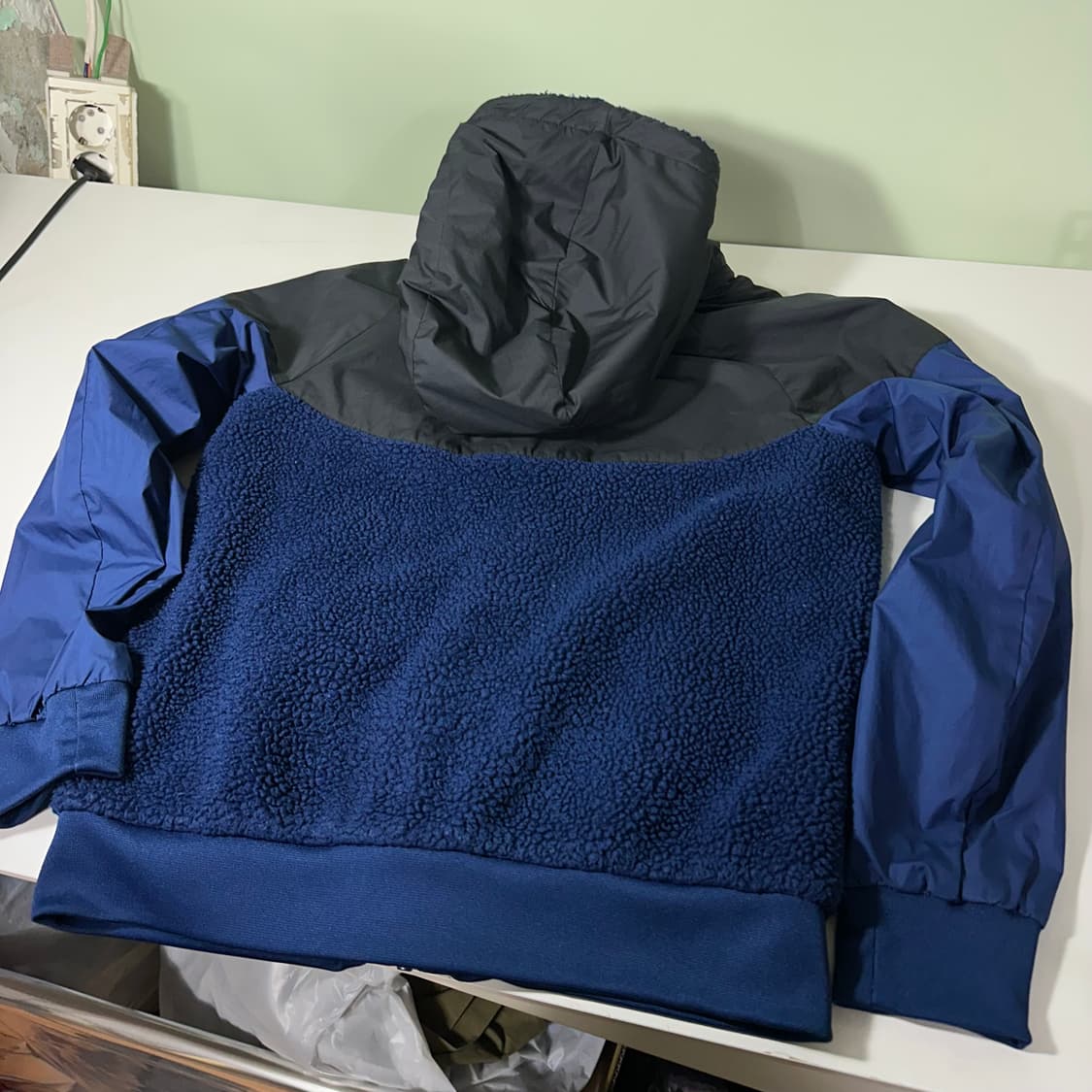 145CM 나이키키즈 네이비 블랙 배색 플리스 후드 윈드러너 상품이미지5