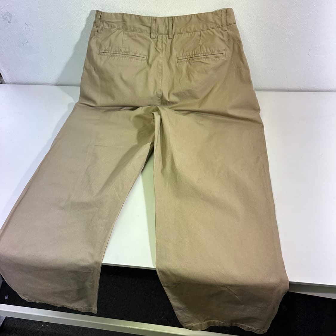 32 L 무신사스탠다드 베이지 테이퍼드핏 투턱 코튼팬츠 상품이미지5