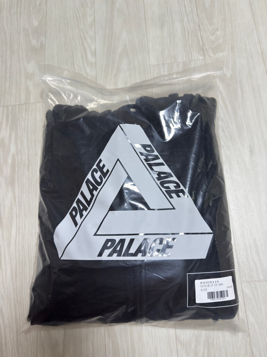 (새상품)PALACE 패치 미 업 집 후드 블랙 L 팝니다 상품이미지1