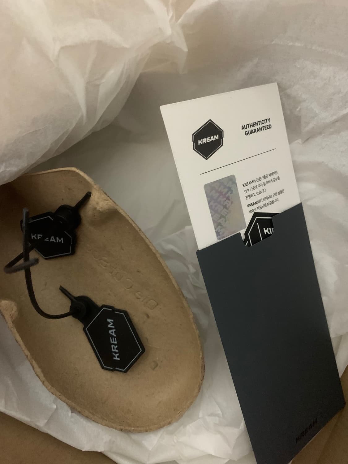 조던1 미드 짐레드 블랙 화이트 상품이미지2