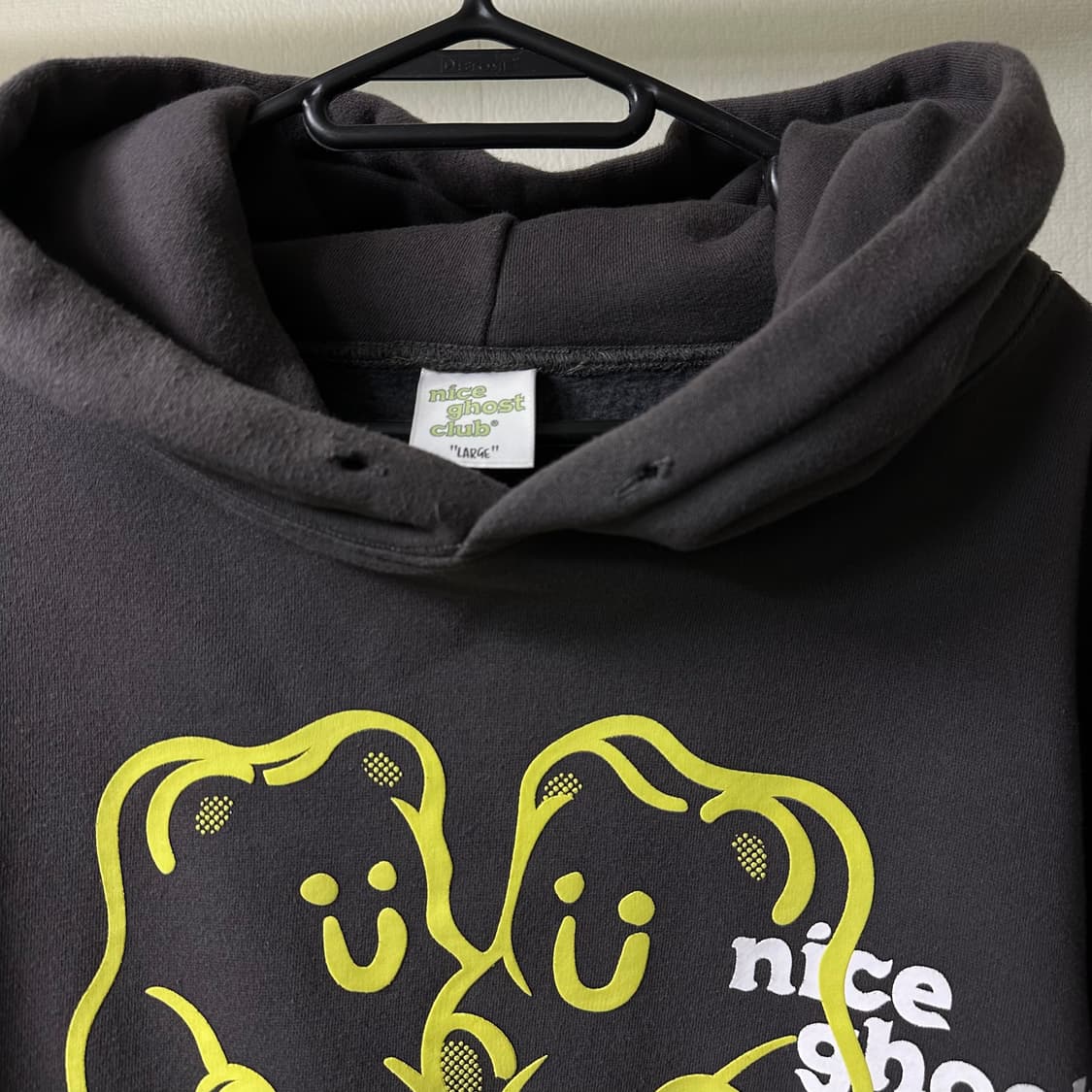 나이트고스트클럽 차콜 후드티 상품이미지4
