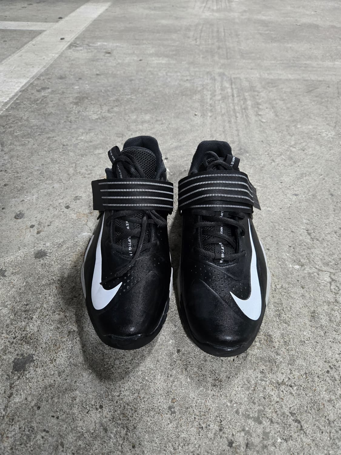 나이키 사발레오 역도화 사이즈 265 팝니다 상품이미지1