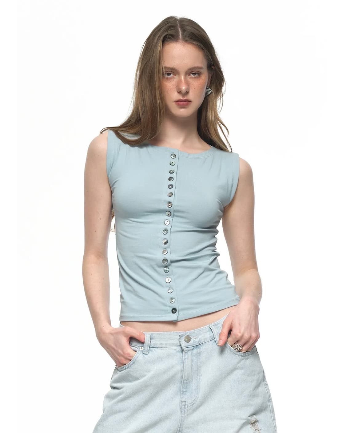 투머치택스 버튼 슬리브리스 탑 상품이미지1