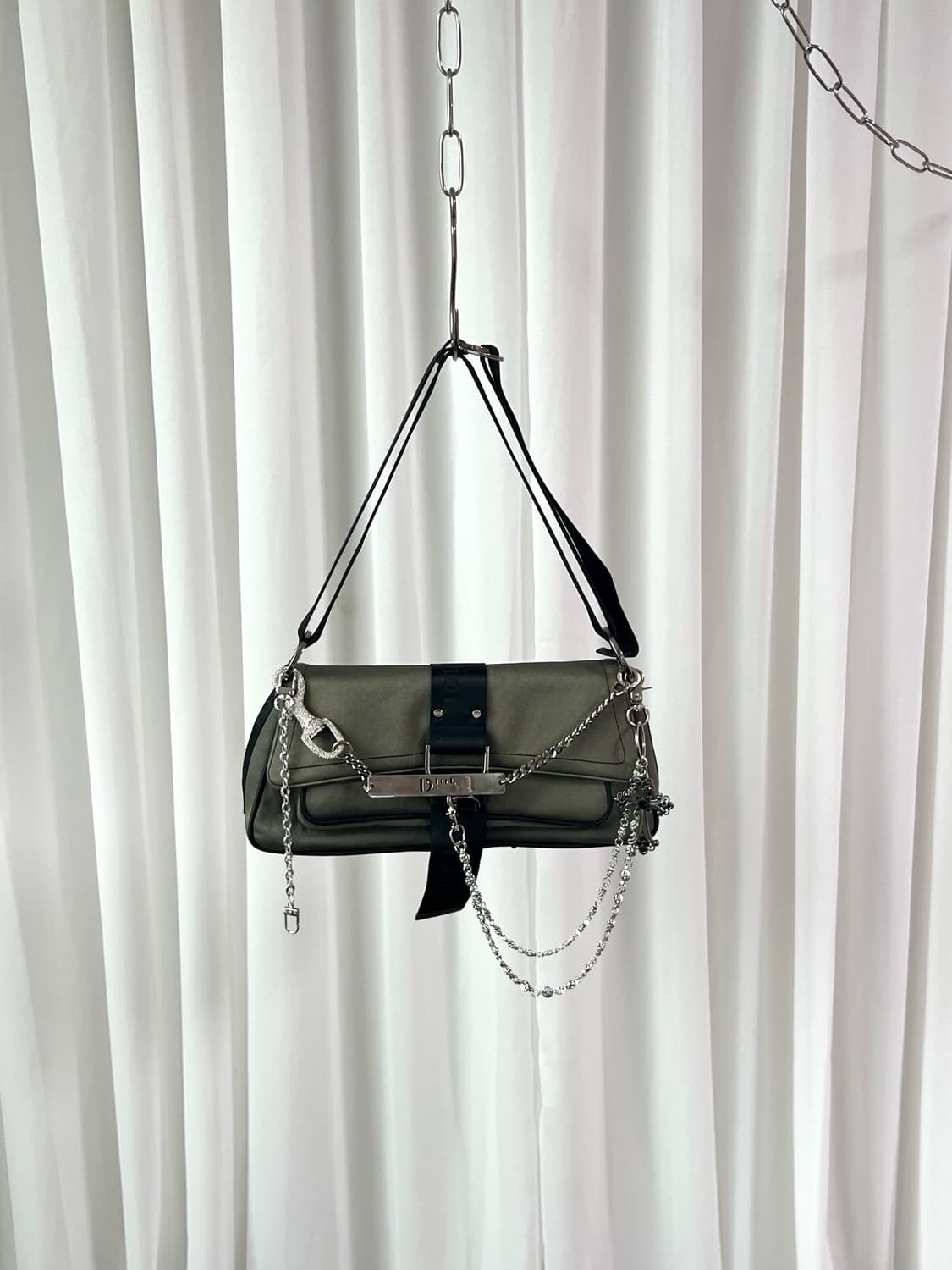 크리스찬 디올 FW03 하드코어 라인스톤 체인 숄더백 상품이미지1