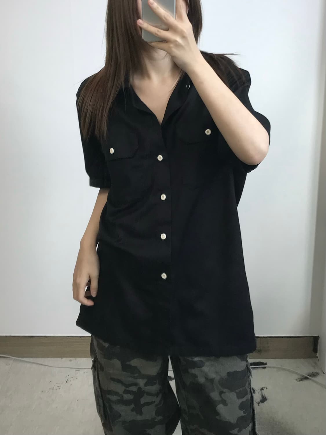 칼하트 WIP 블랙 포켓 반팔 셔츠 상품이미지1