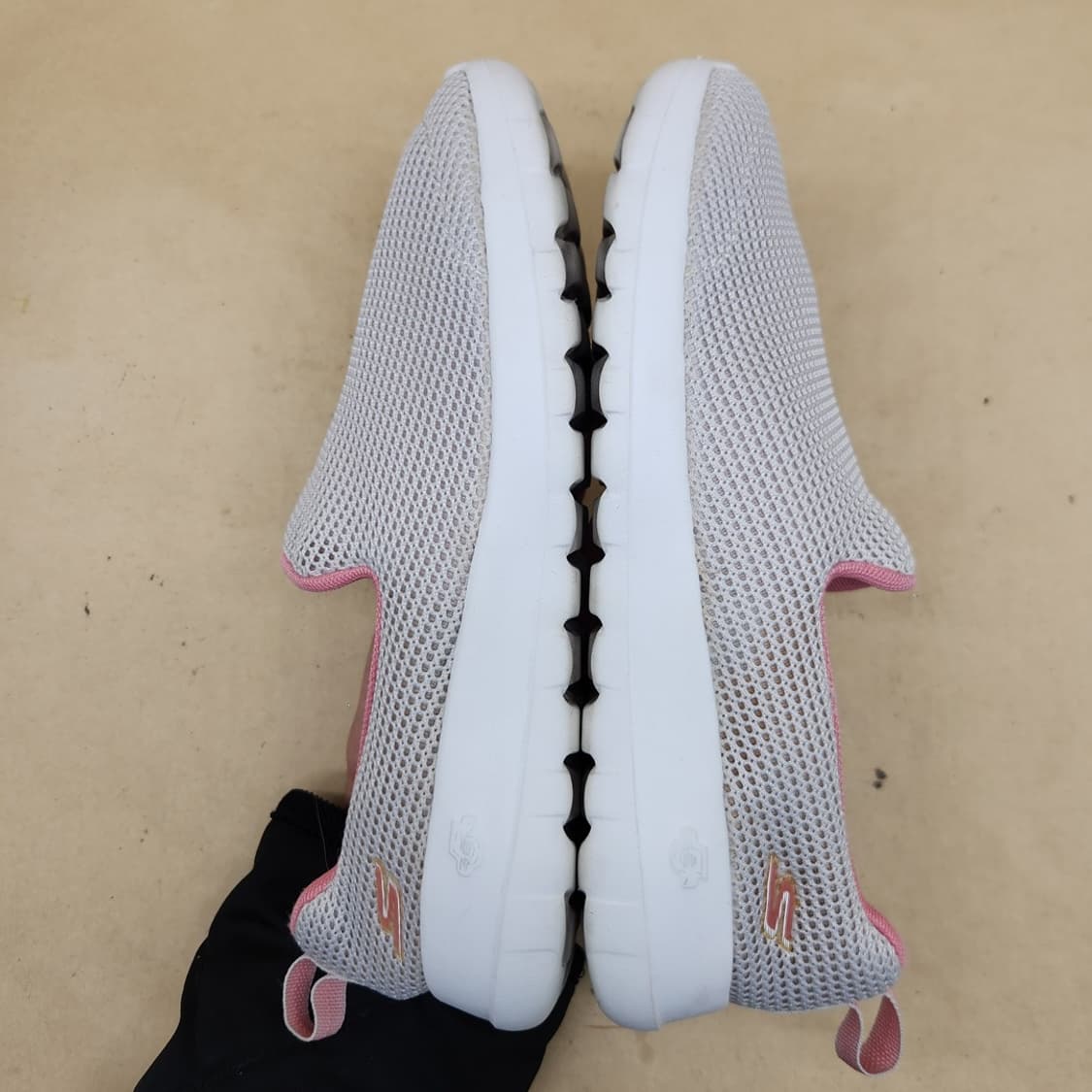 스케쳐스 고워크 조이 여성 슬립온 240 상품이미지5