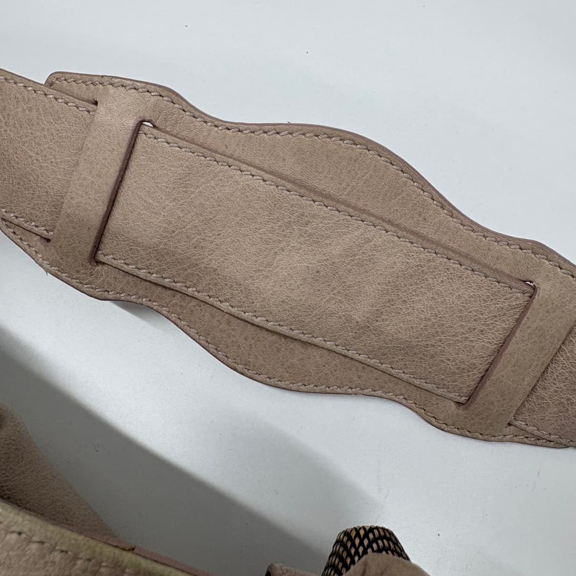 발렌시아가 모터백 상품이미지5