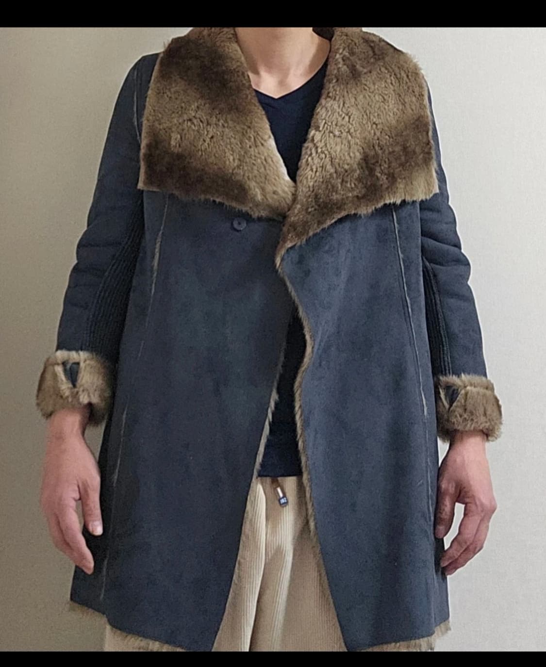 gguljame 네이비 퍼 무스탕 코트 상품이미지3