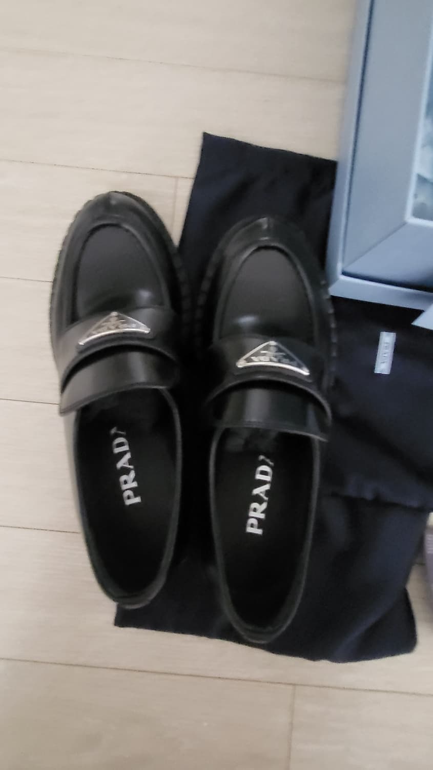 프라다 초콜릿 브러시드가죽로퍼  상품이미지4