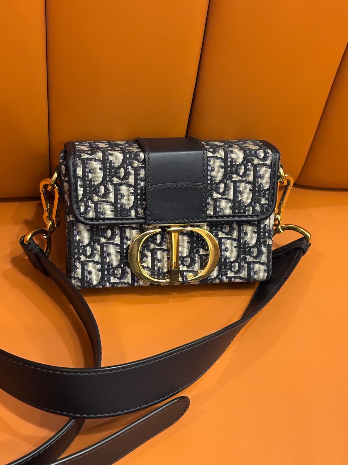 디올 몽테인30 오블리크 미니 백 상품이미지1