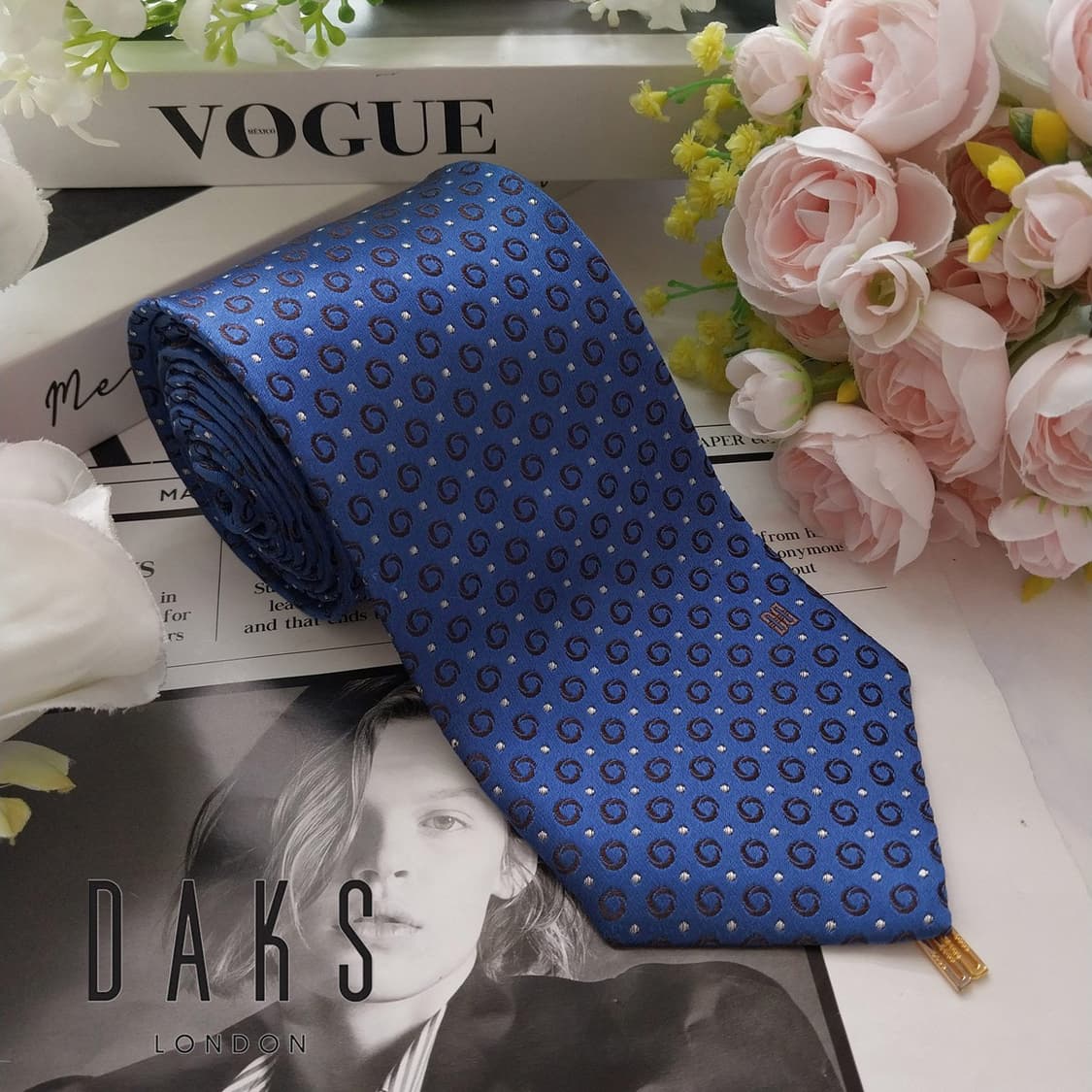 닥스 실크 블루 자카드 패턴 넥타이 8.2cm A+등급 K2225 상품이미지1