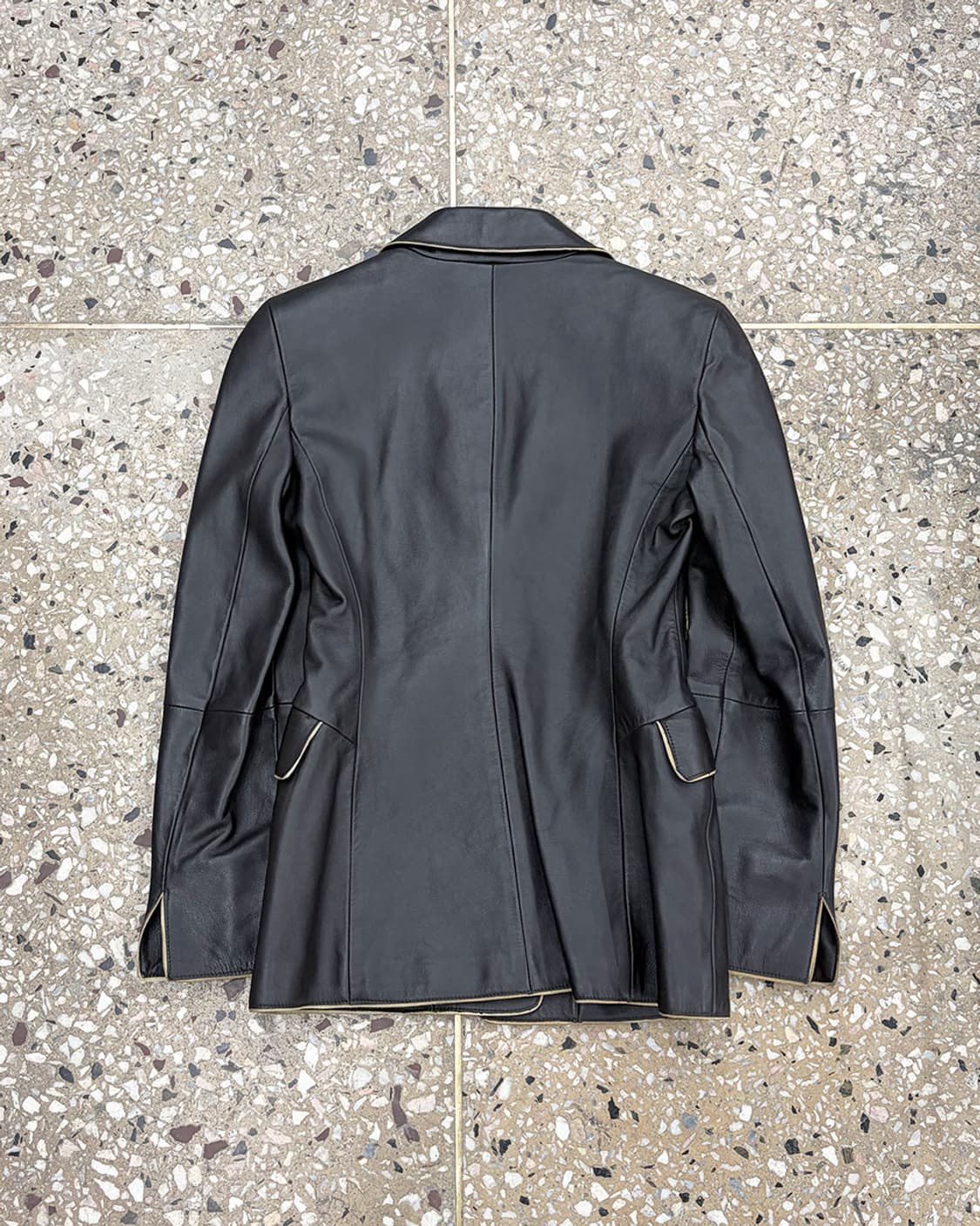 엠포리오 아르마니 램레더 자켓 상품이미지2