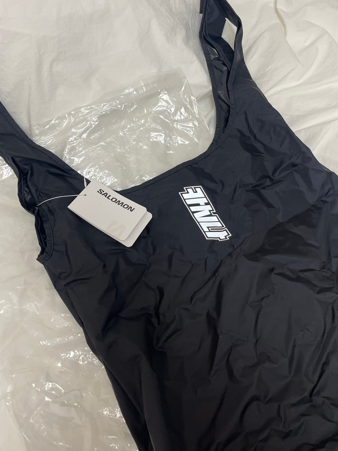 살로몬 카시나 토트백 새상품 상품이미지1