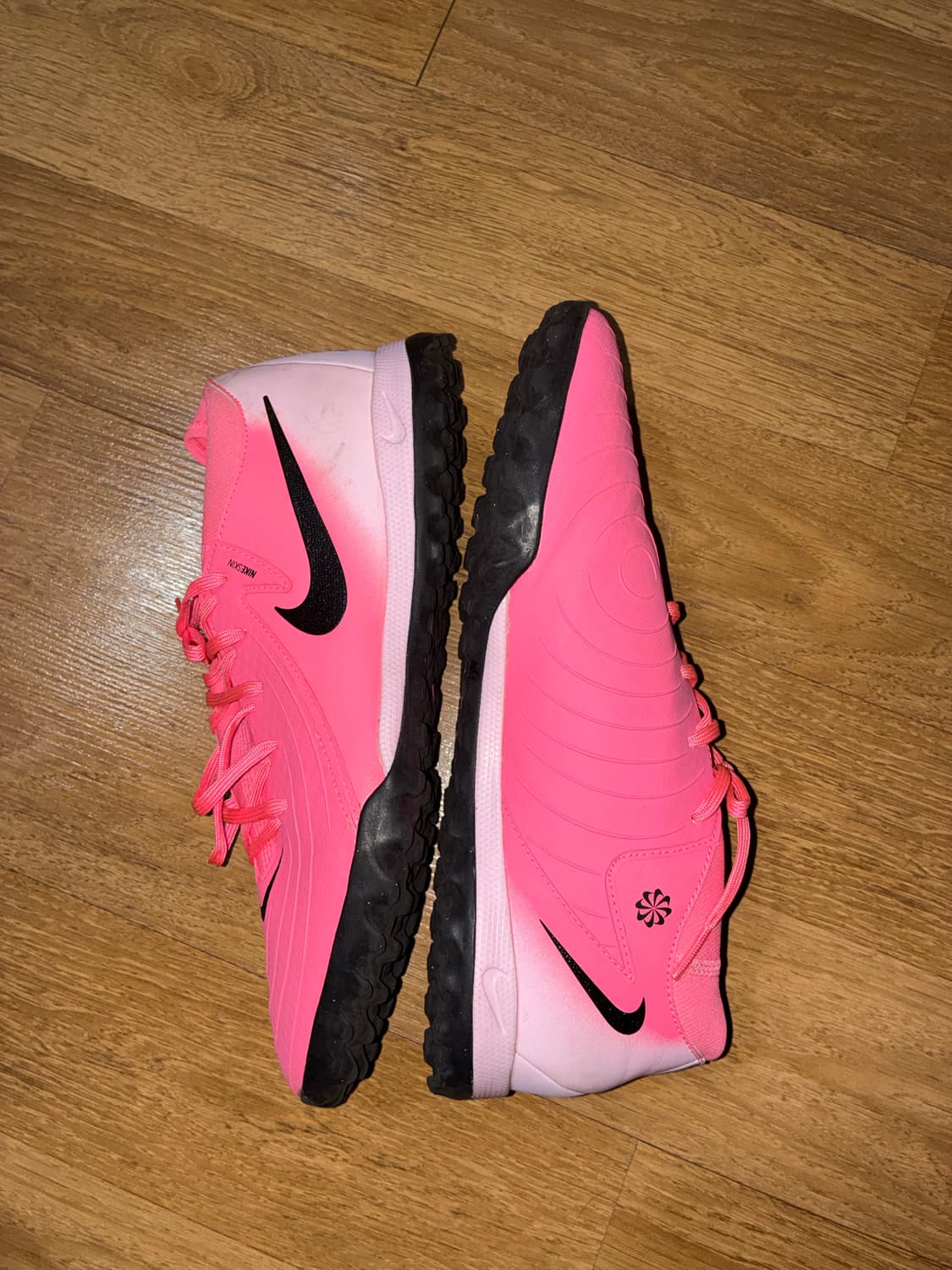 나이키 팬텀루나 2 아카데미 핑크 270 상품이미지1