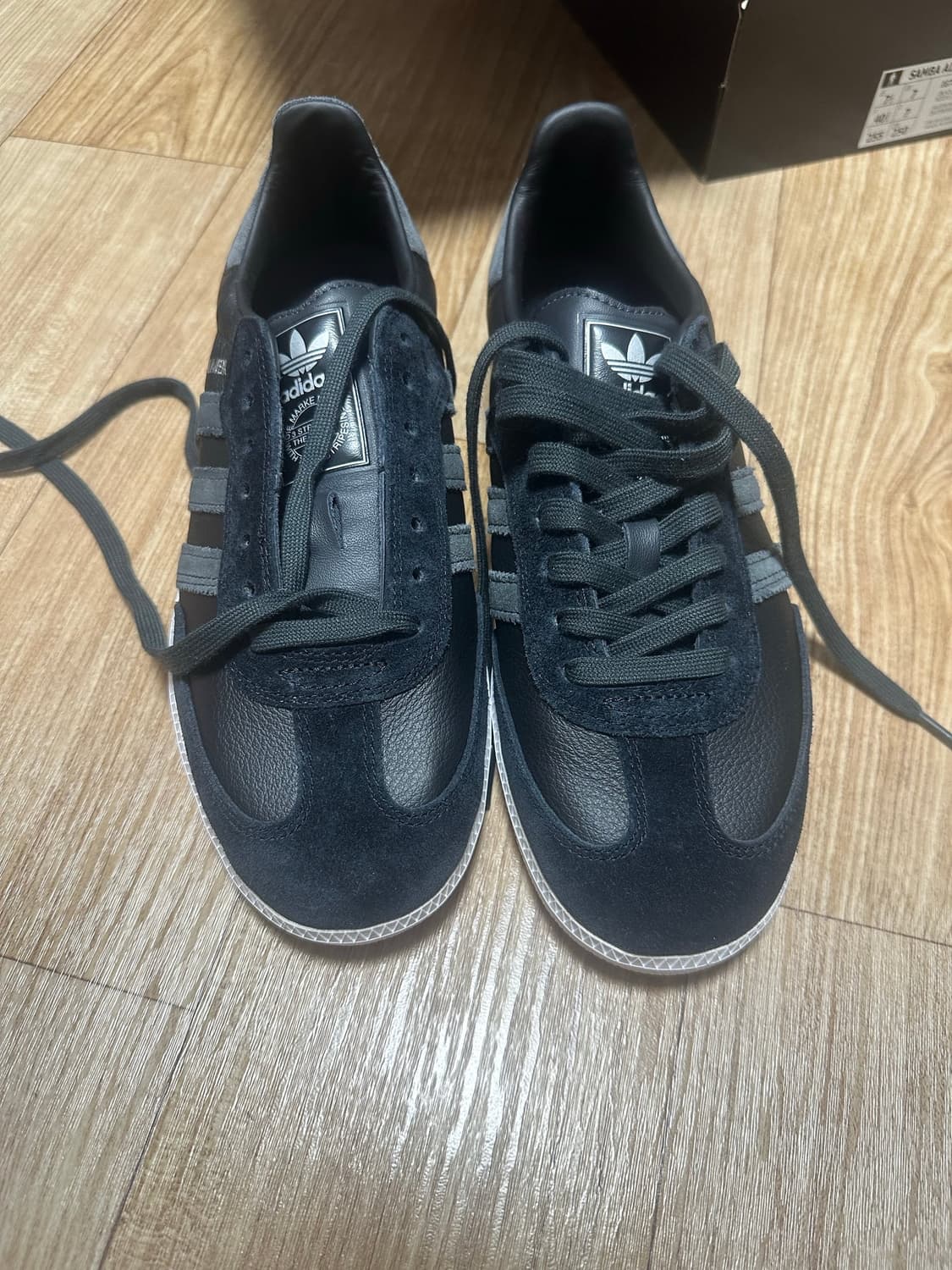 아디다스 삼바adv블랙 255 팝니가 상품이미지1