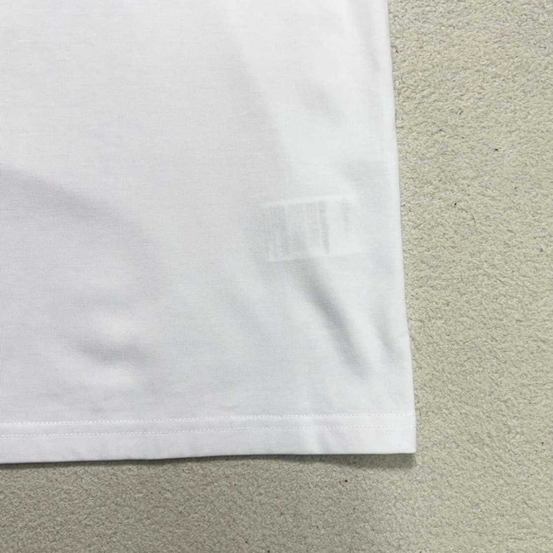 CALVIN KLEIN 릴렉스핏 스탠다드 로고  반팔티 화이트 XL 상품이미지4