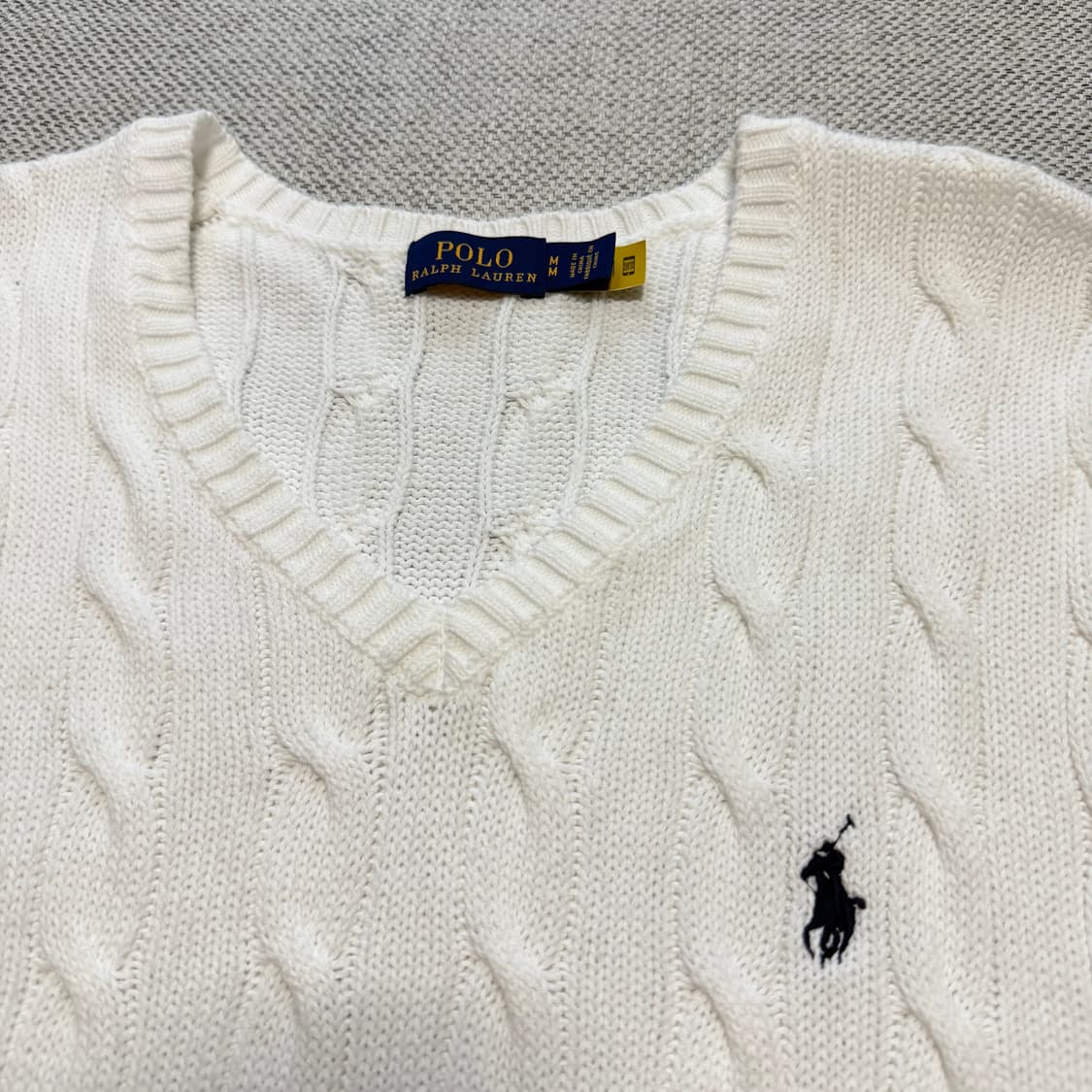 폴로 랄프로렌 브이넥 케이블 니트 조끼 상품이미지2