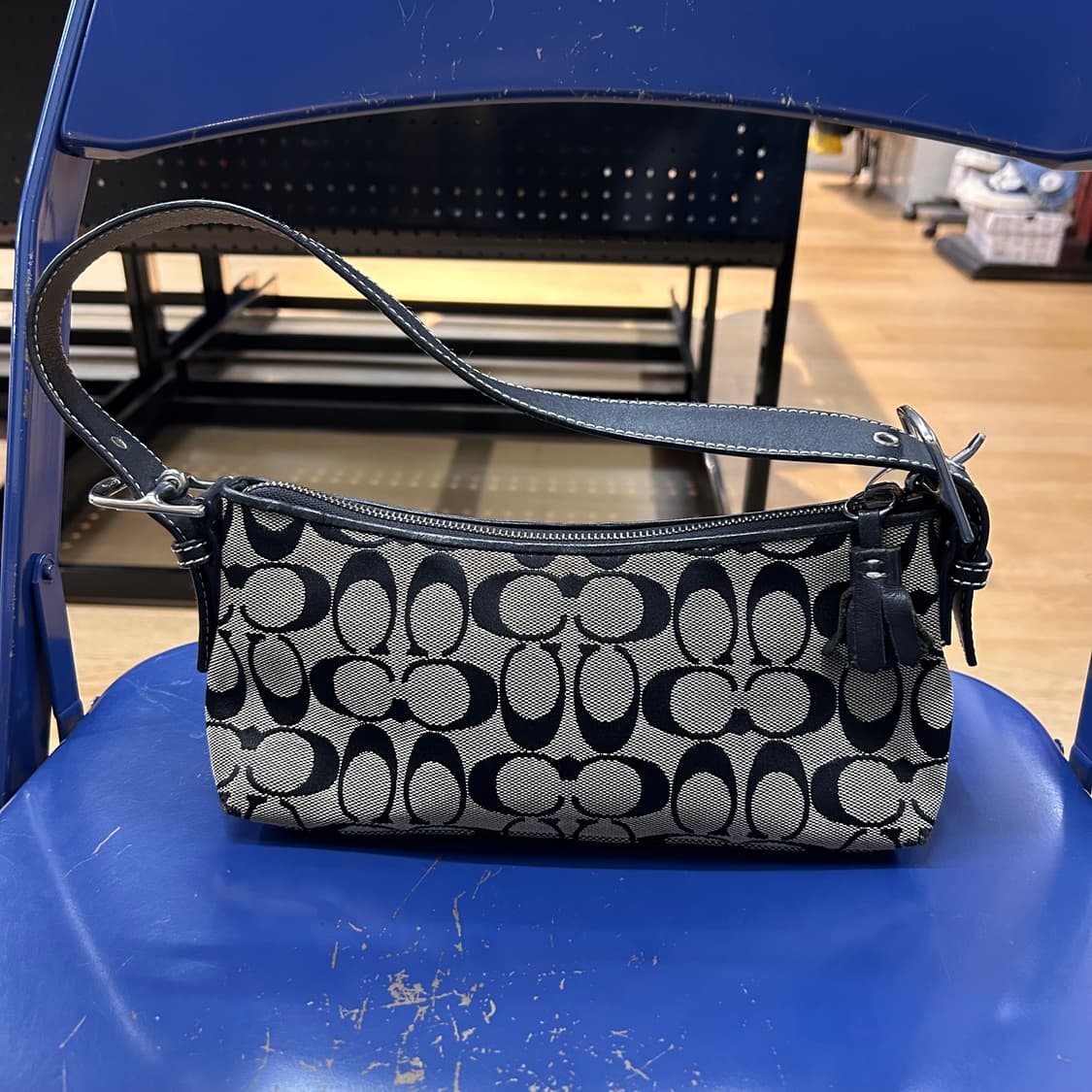 Coach C Logo Mini Bag 상품이미지2