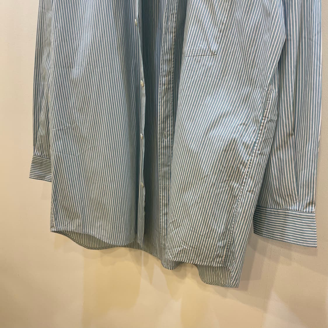 발렌시아가 백로고 스트라이프 셔츠 상품이미지5