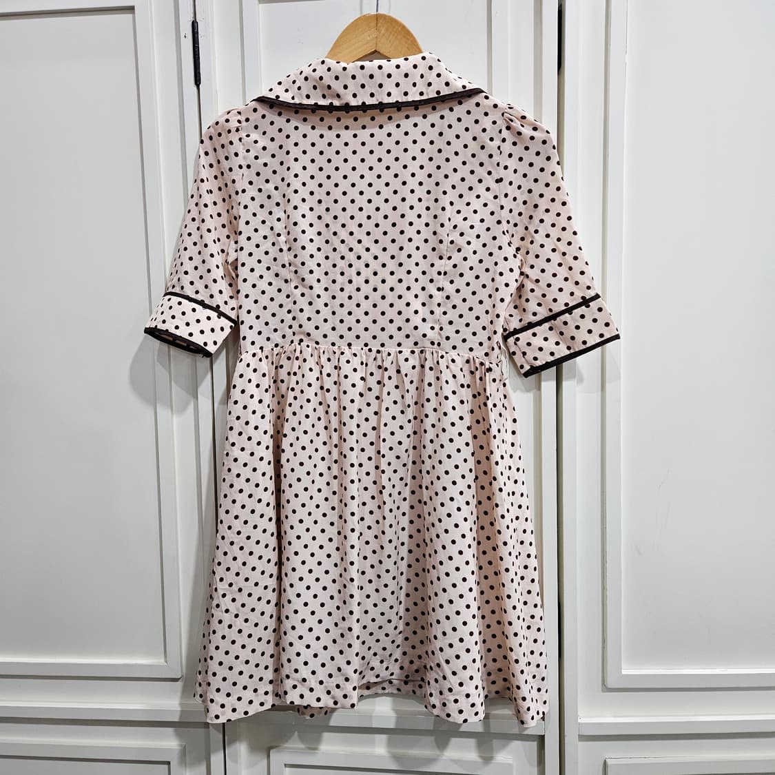 앙크루즈 핑크 도트 반팔 원피스 더블버튼 상품이미지4