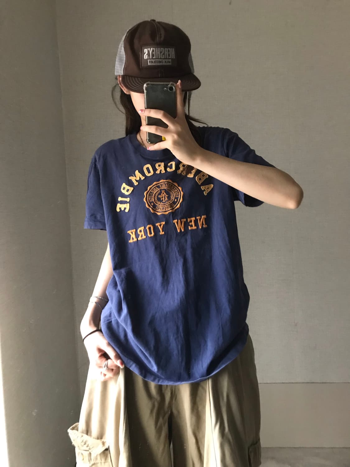 아베크롬비 네이비 반팔티셔츠 상품이미지1