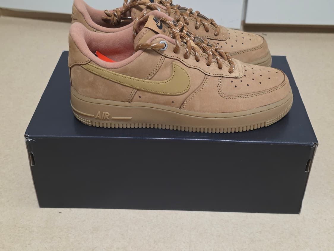 나이키 에어포스 된장포스 245 새상품 상품이미지3