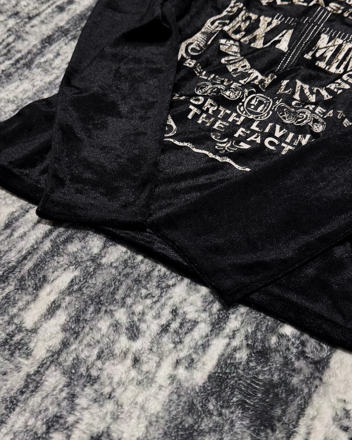 {Place Plan} Cross Velvet Long Sleeve    상품이미지8