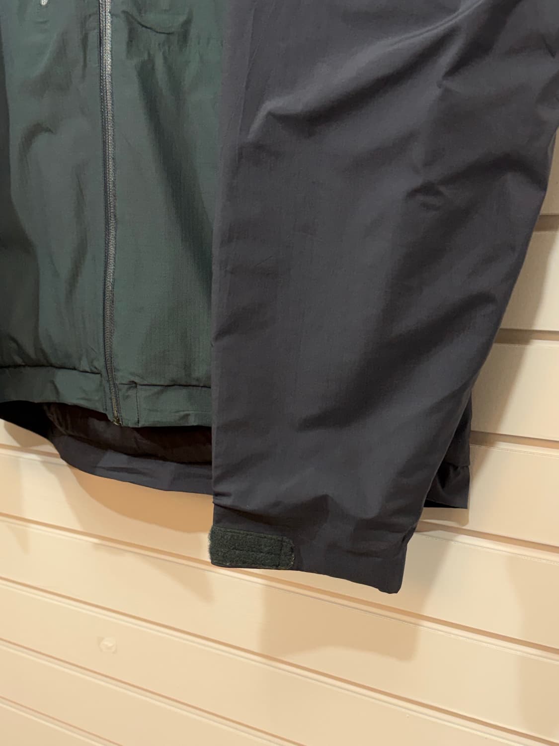 ARC'TERYX 피션 AR (Made In CANADA) 상품이미지4