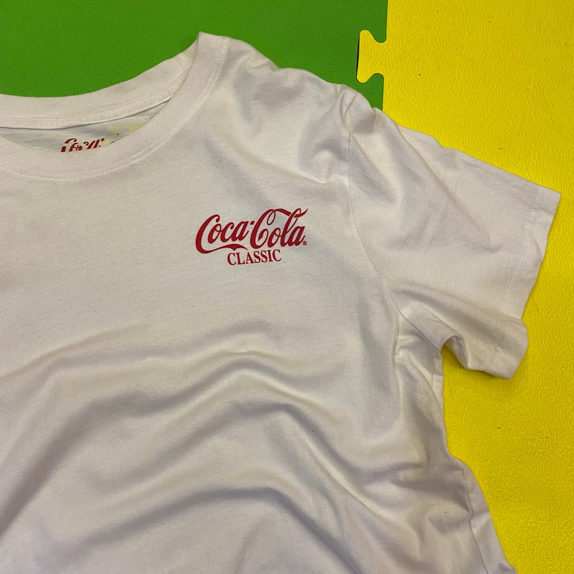 코카콜라 멀티 로고 프린팅 반팔 티셔츠 상품이미지4
