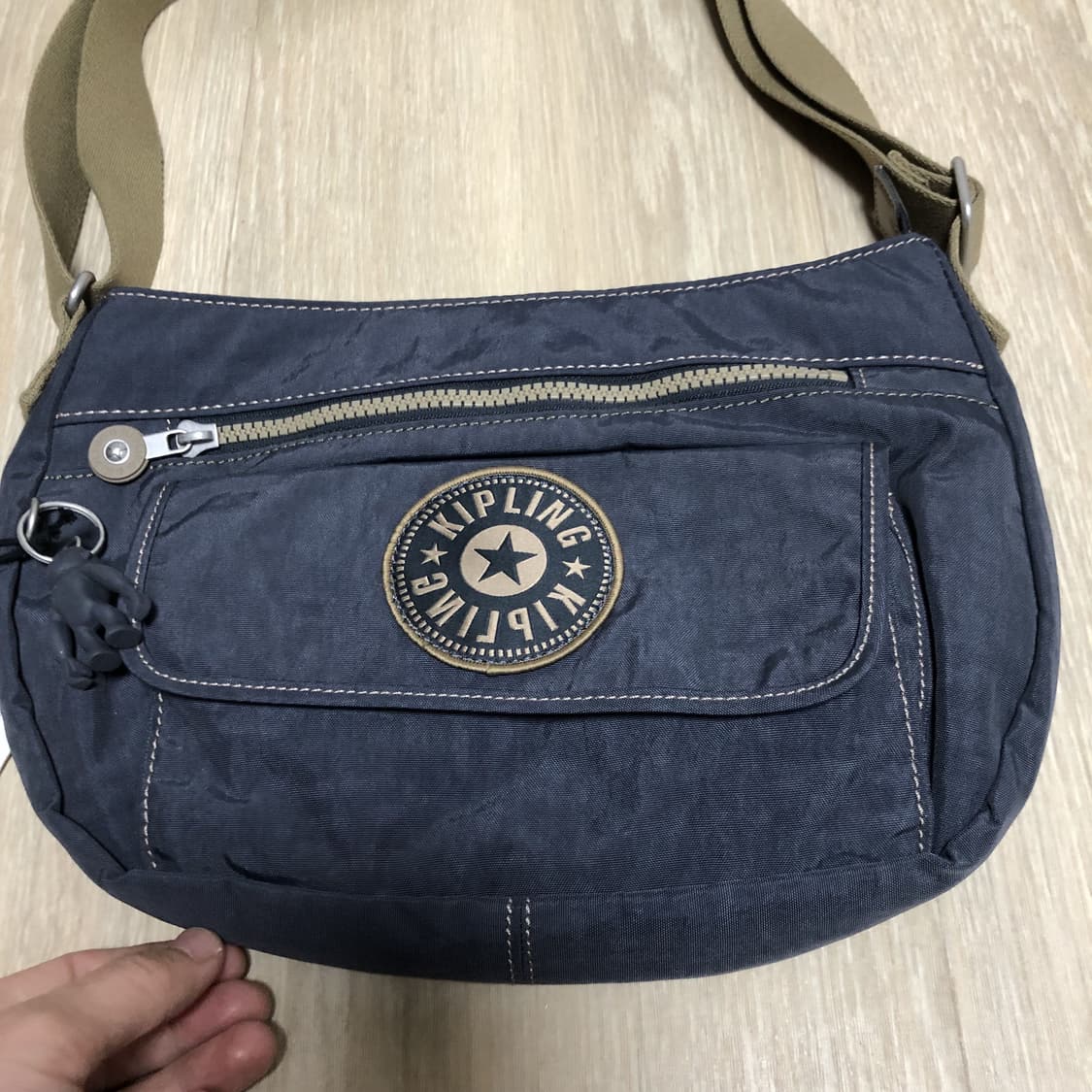 (OS) 새상품 키플링 KIPLING 나이트 그레이 블루 라운드 크로스백 상품이미지4