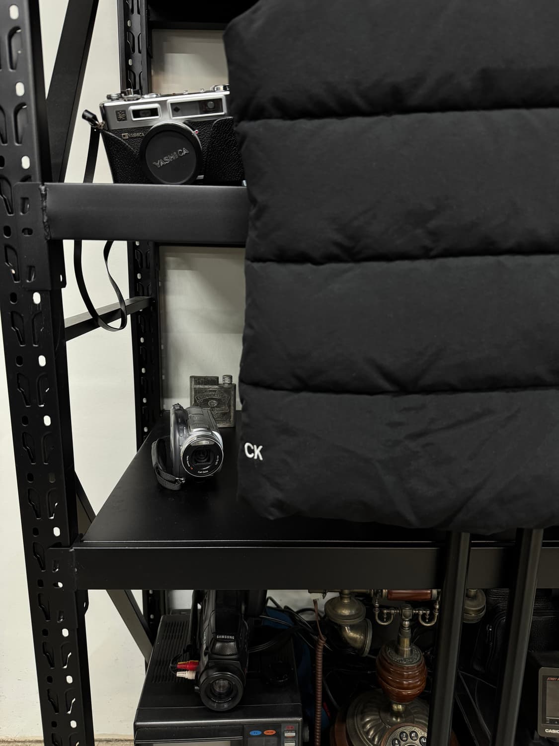 L 캘빈클라인 퍼포먼스 패딩 조끼 블랙 상품이미지5