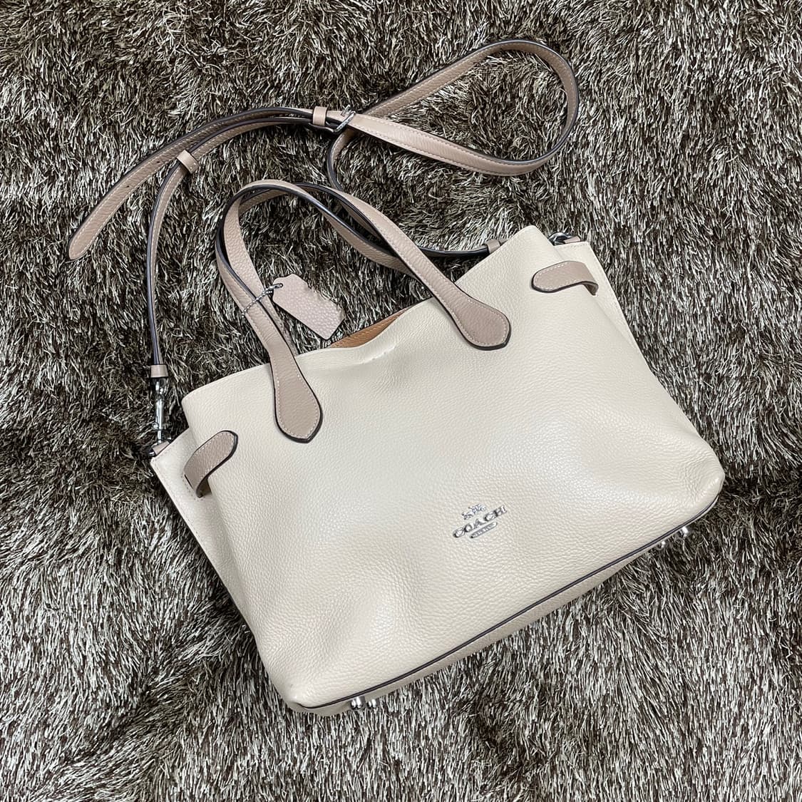 코치 COACH 연베이지 한나 캐리올 시보 레더 토트백 크로스백 상품이미지1