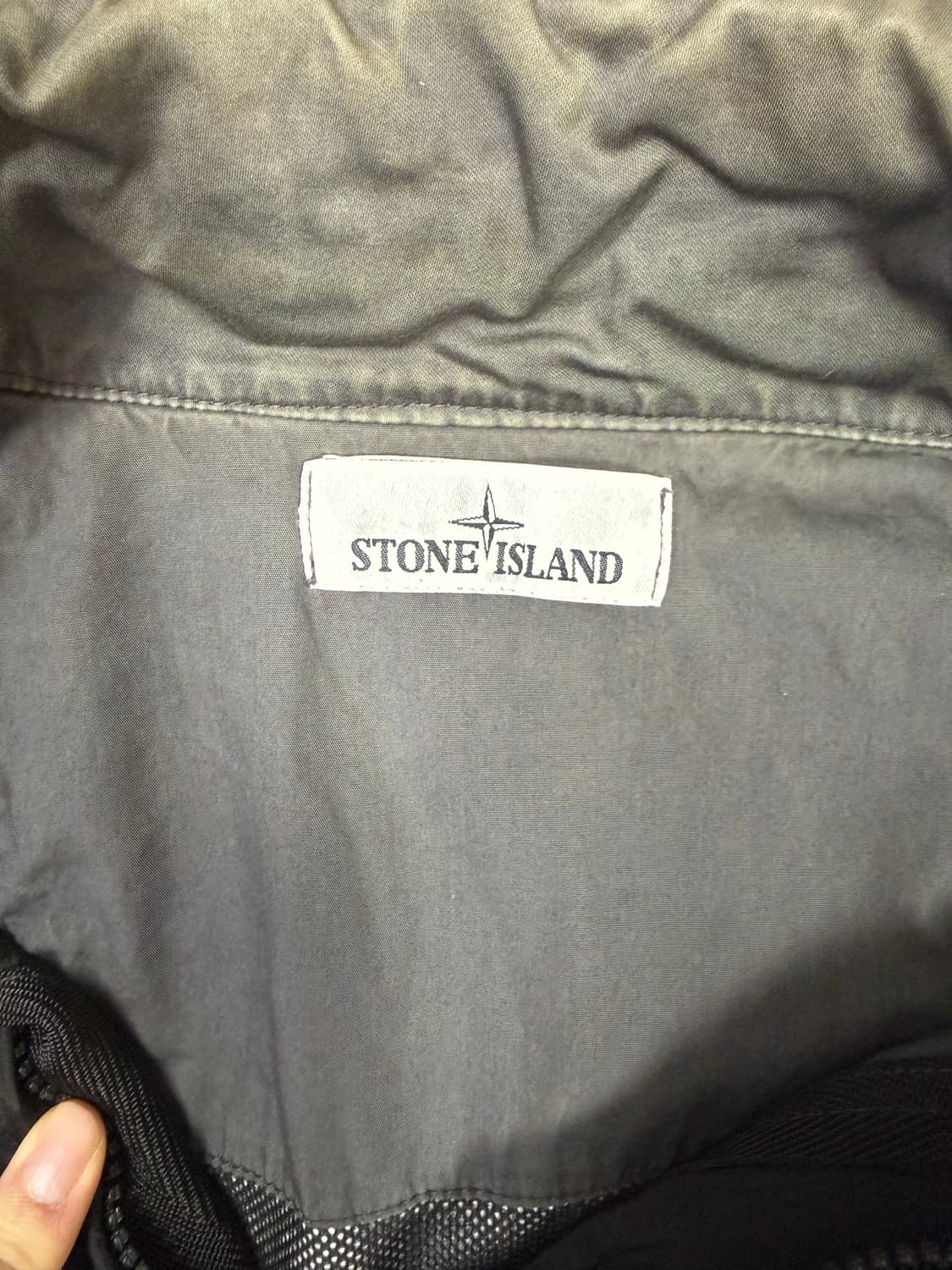 스톤아일랜드 나일론 메탈 타이벡 쉴드 자켓 상품이미지3