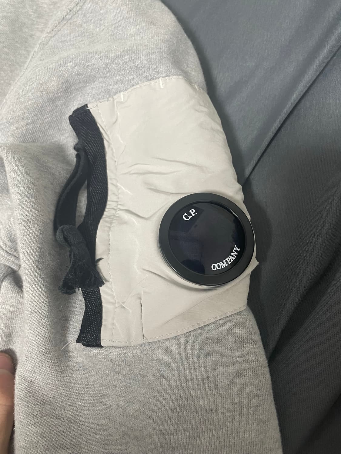 Cp컴퍼니 맨투맨 m사이즈 상품이미지2