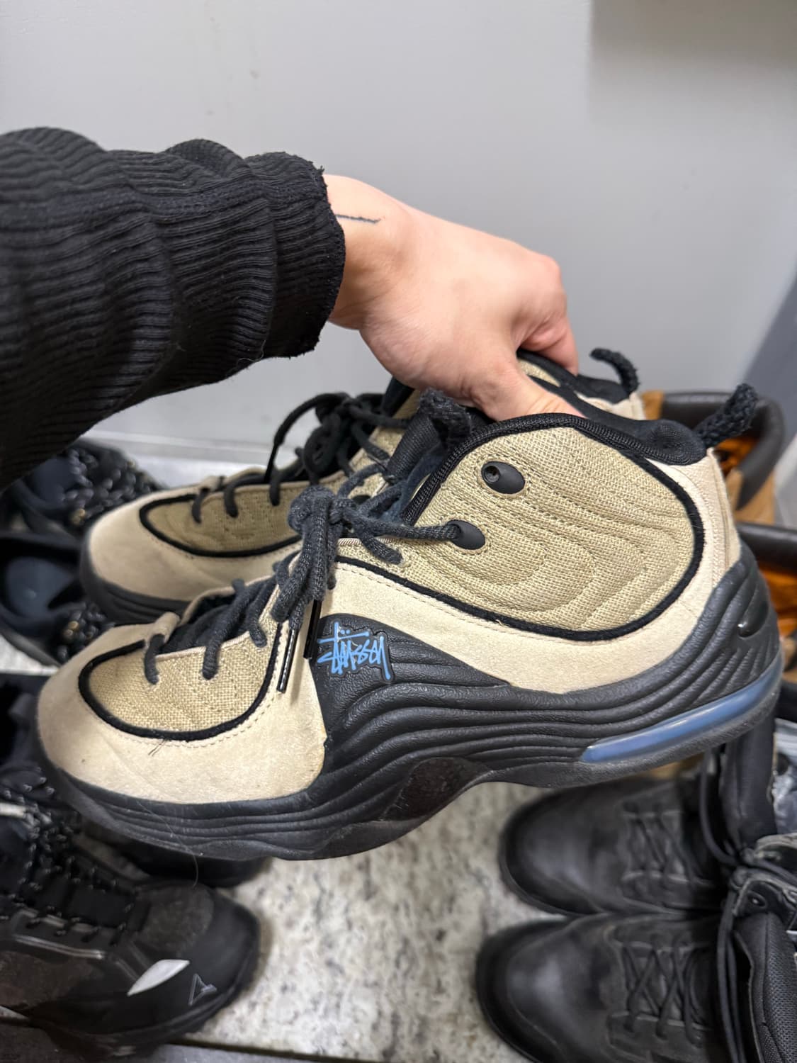 나이키x스투시 에어페니2 라탄 앤 라임스톤 상품이미지2