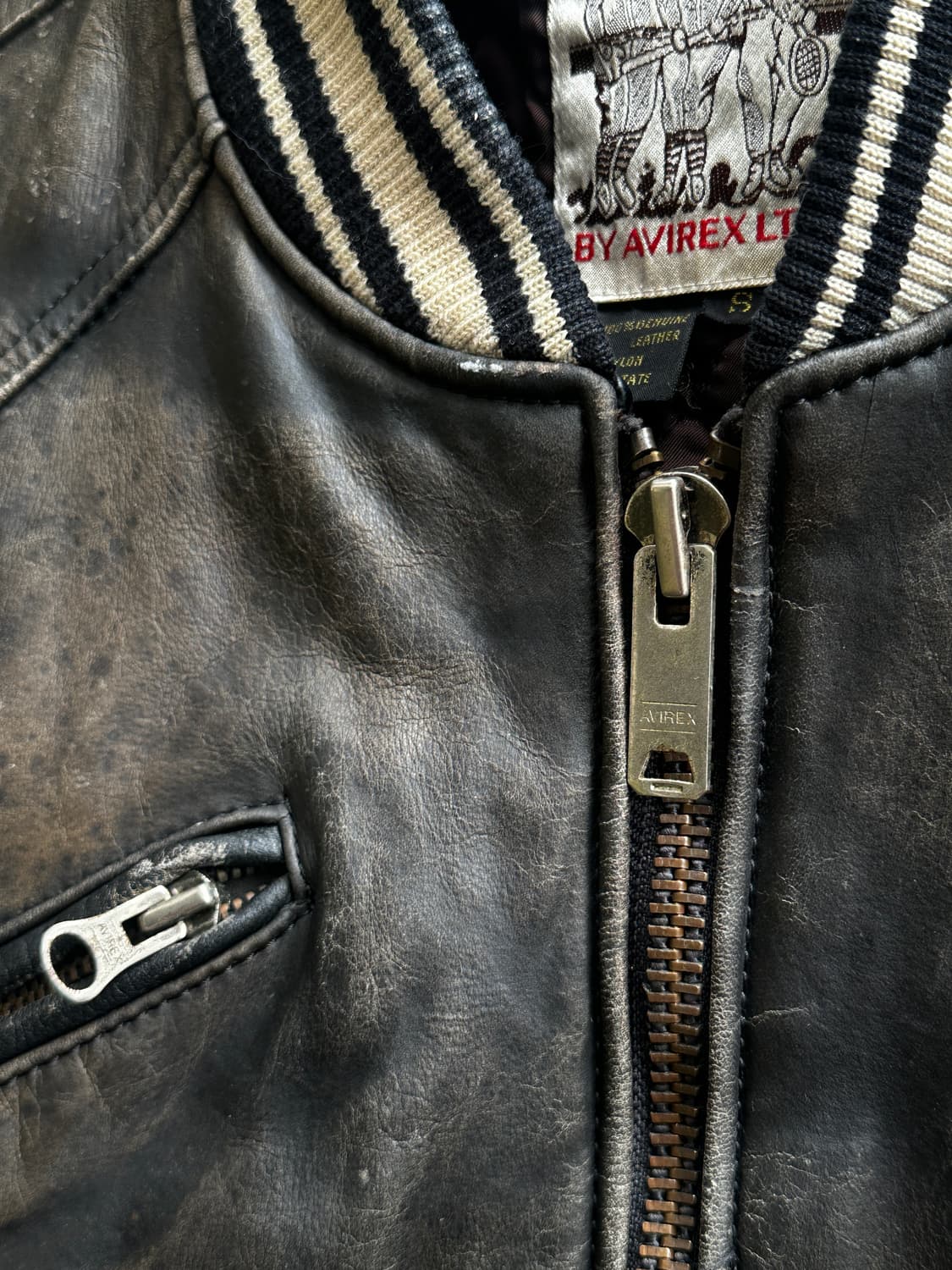 아비렉스 avirex 90s 아이콘 에이징 바시티 레더자켓 상품이미지7