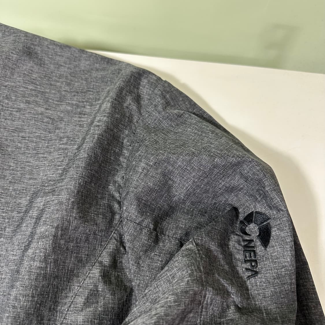 L 네파 진그레이 밑단스트링 등산 경량 바람막이 상품이미지6