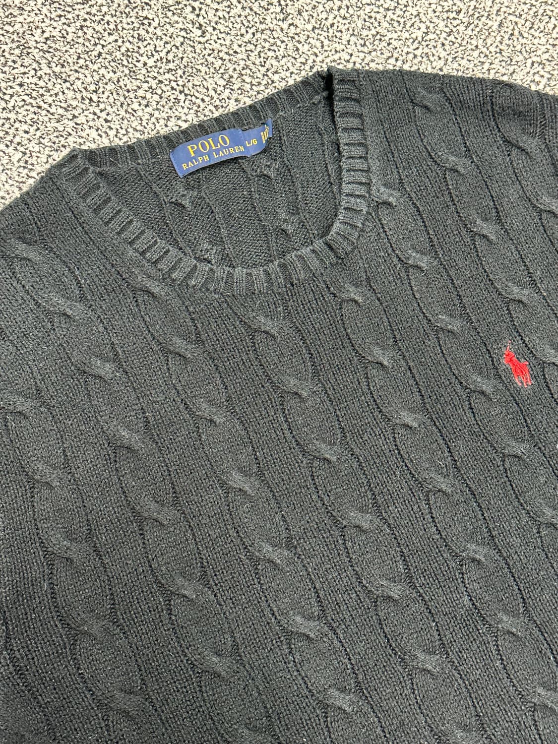 폴로 블랙 꽈배기 케이블 니트 상품이미지2