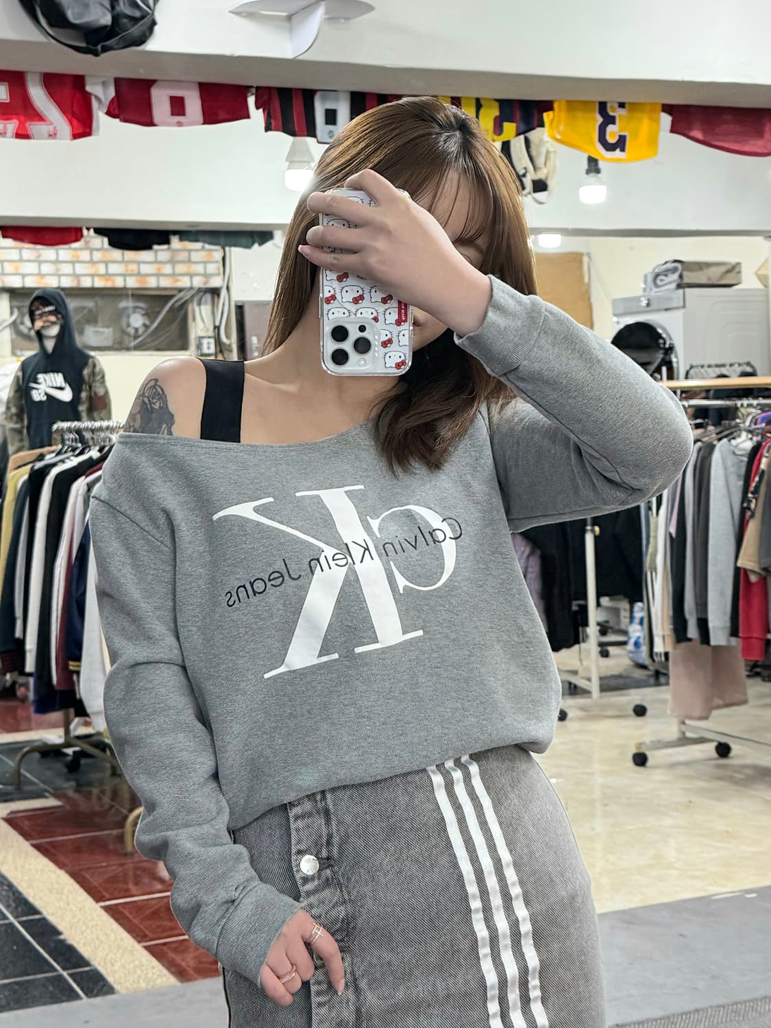 CK 크롭오프숄더 상품이미지1