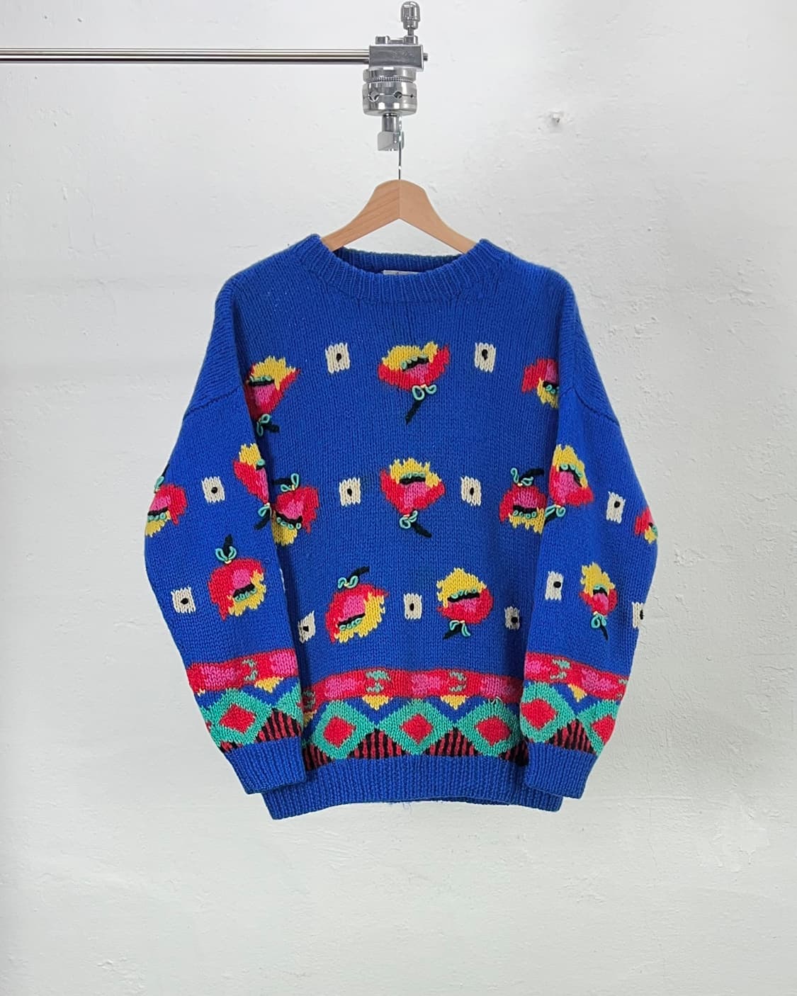 아메리칸 빈티지 주니퍼 플라워 아가일 니트 스웨터 상품이미지1